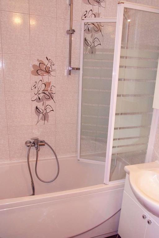 Apartmani Vesa พรีมอชเตน ภายนอก รูปภาพ