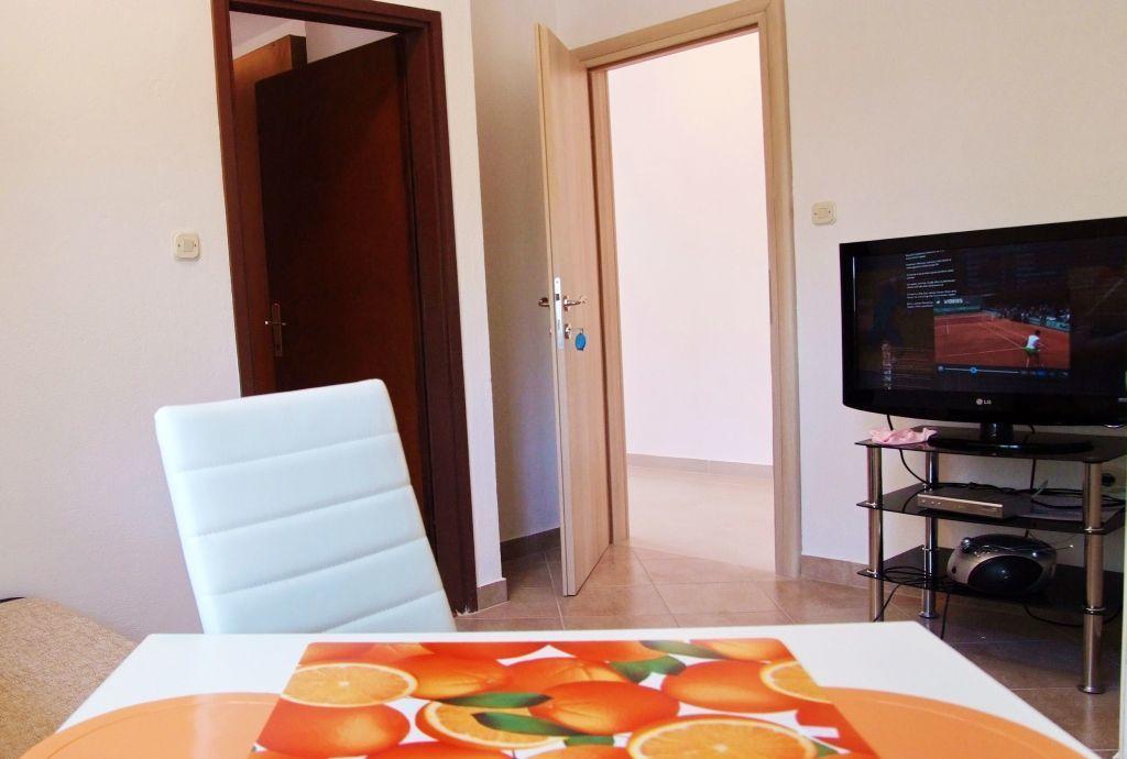 Apartmani Vesa พรีมอชเตน ภายนอก รูปภาพ